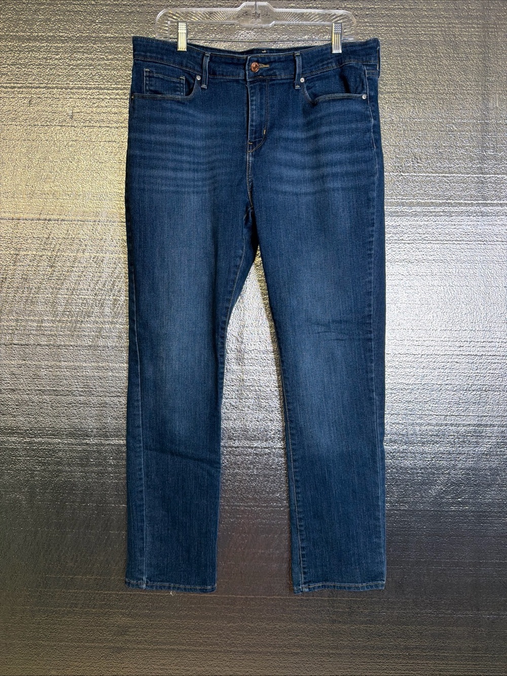 Signature by Levi Strauss Women's Straight Leg Jeans in Dark Blue Indigo